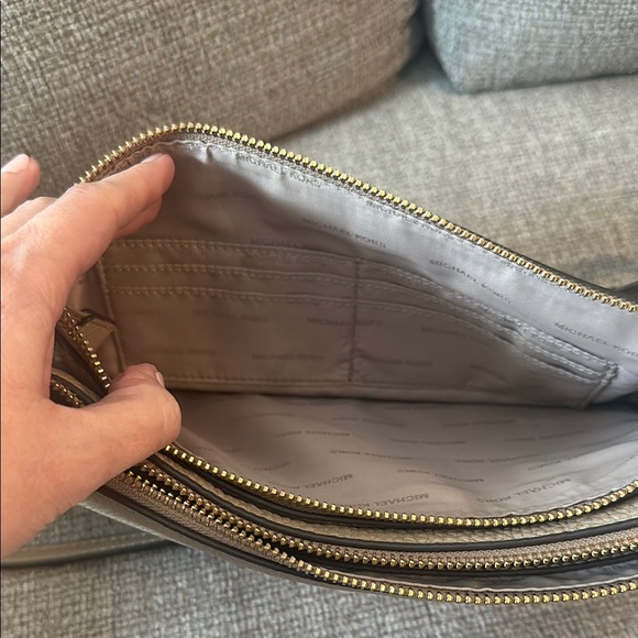 Michael Kors Tan Leather Crossbody Bag - Picture 7 of 8